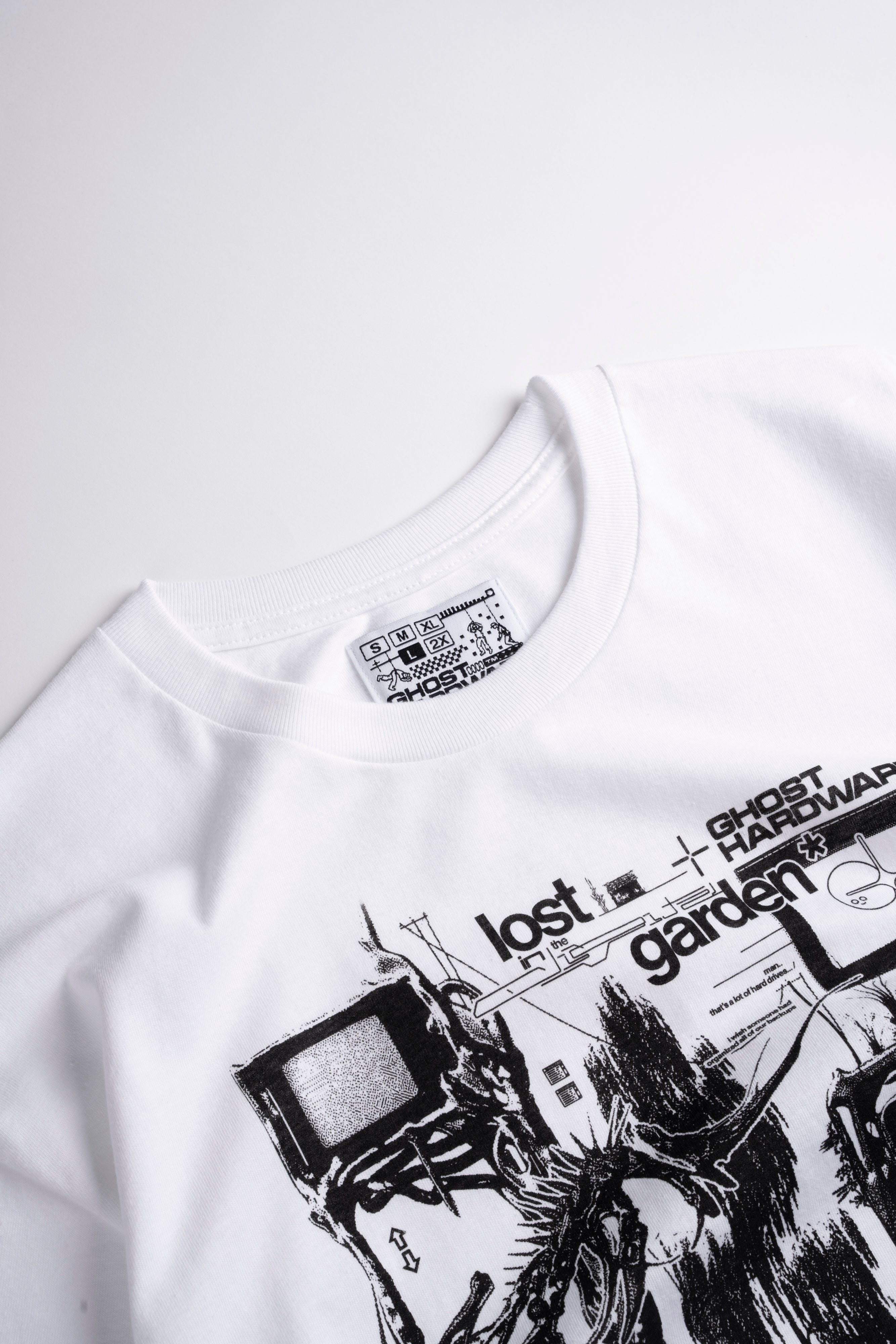 Archives [ basic ] Tee