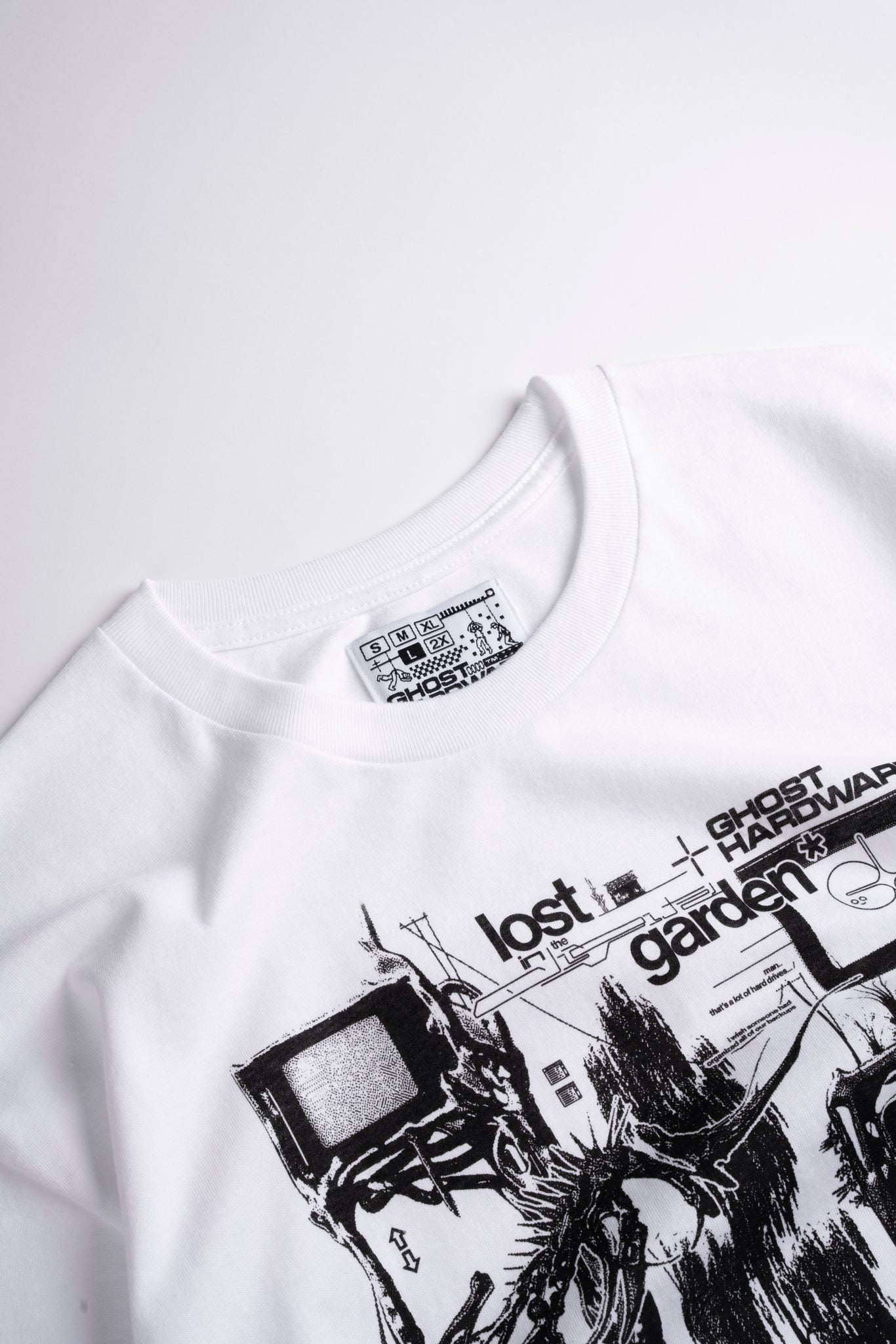 Archives [ basic ] Tee
