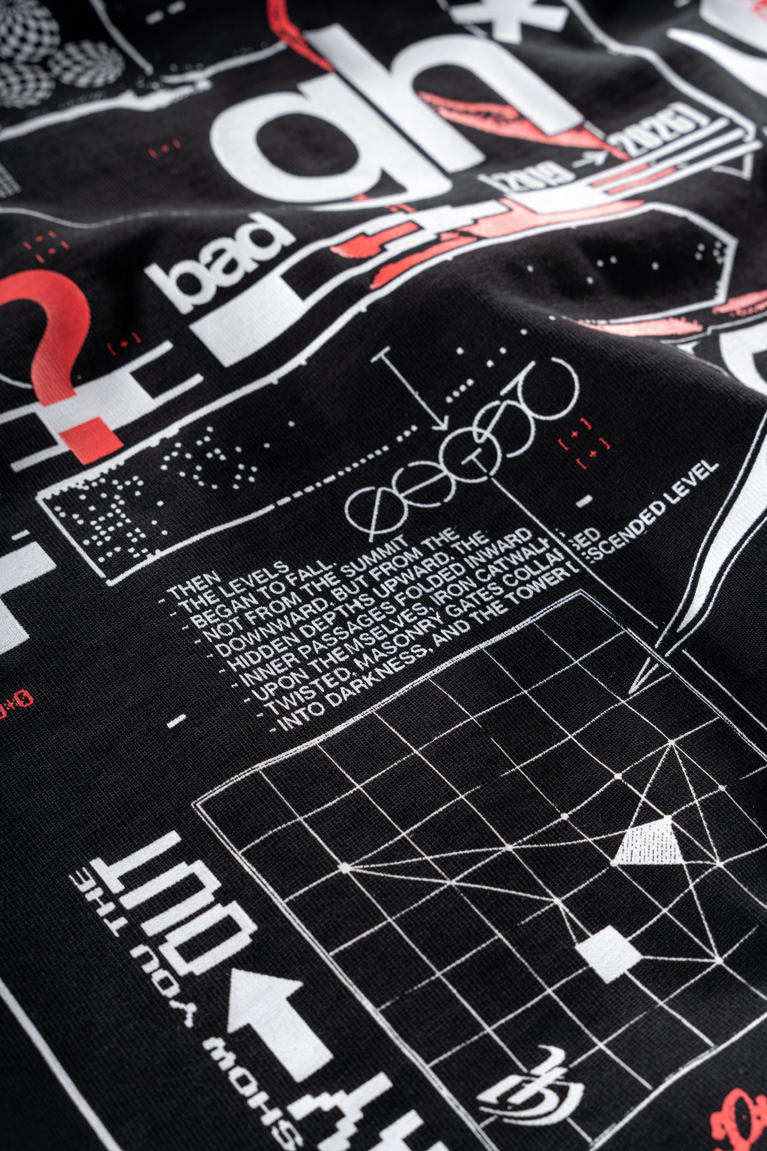 Collapse [ A3 ] Tee