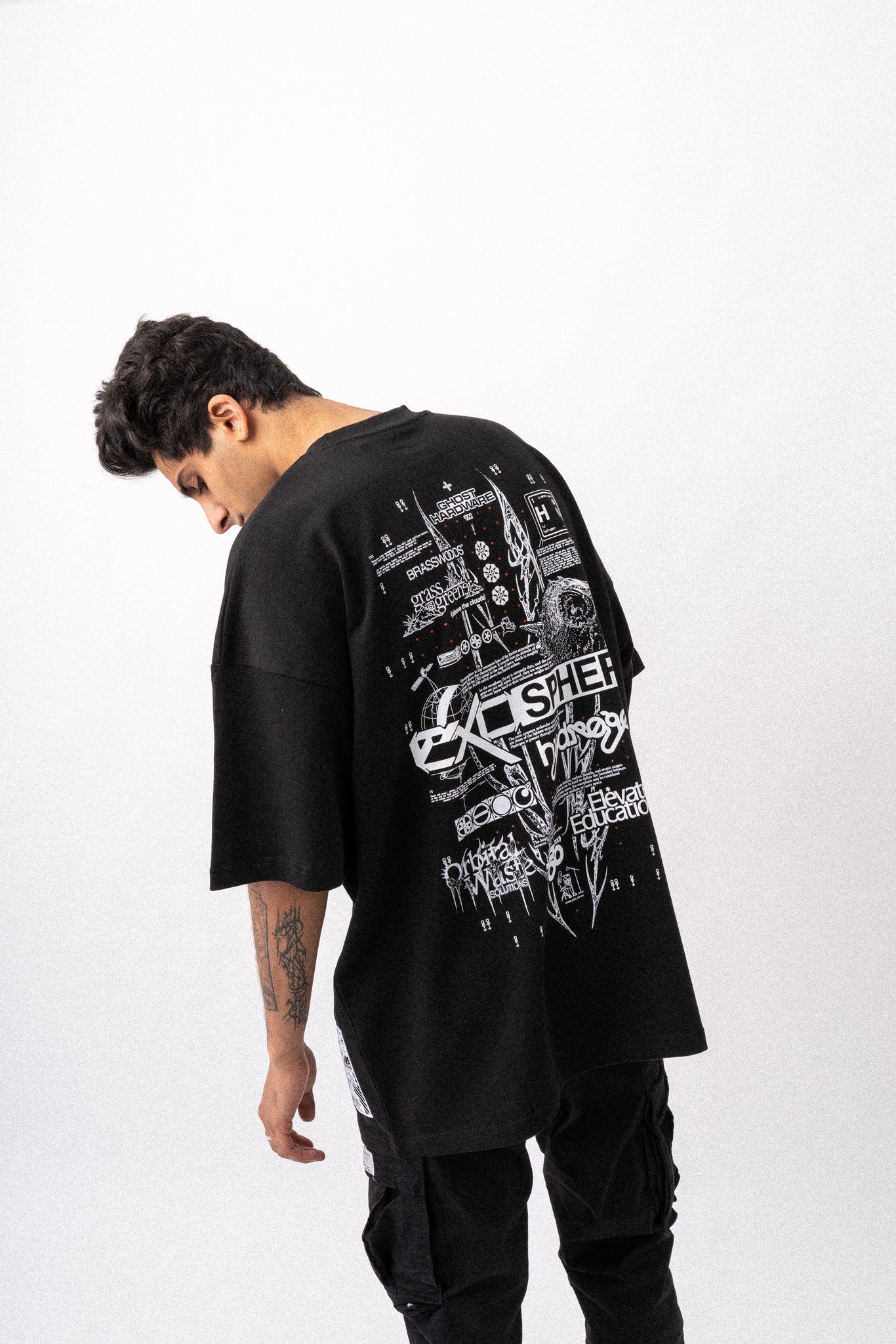 Exosphere [ oversized ] [ patch ] Tee