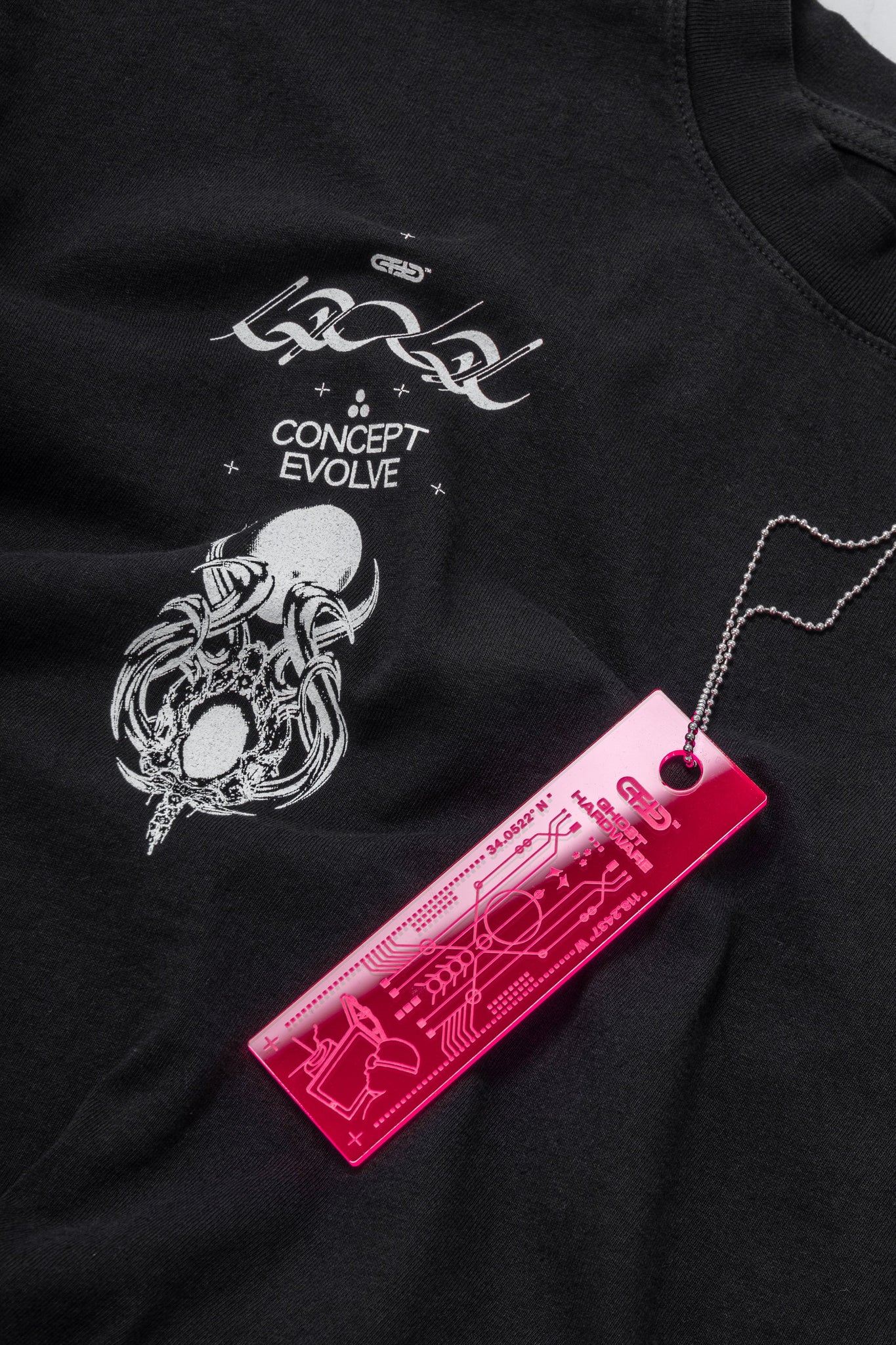 Evolve [ patch ] Tee