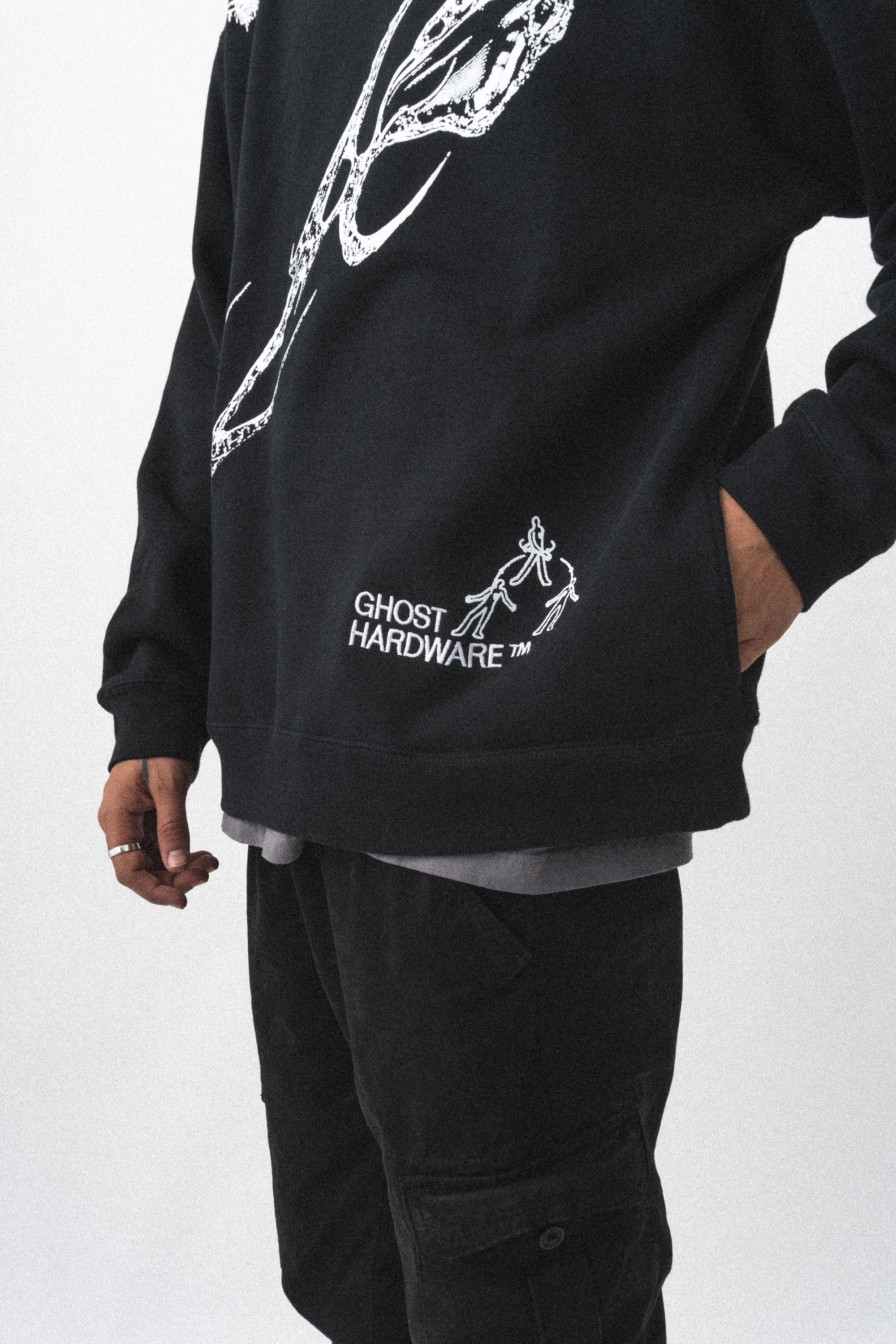 Delusions [ patch ] [ B ] Crewneck